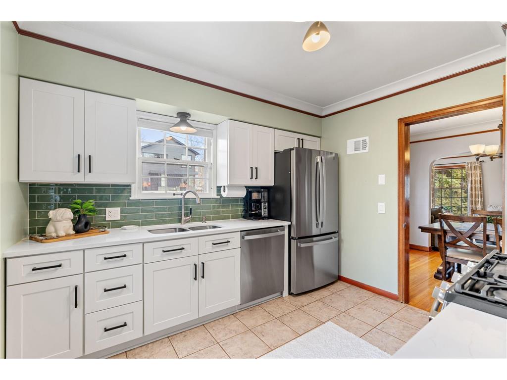 1846 Lincoln Street NE Minneapolis MN 55418 7040760 image16