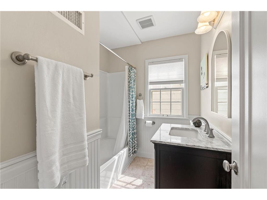 1846 Lincoln Street NE Minneapolis MN 55418 7040760 image29