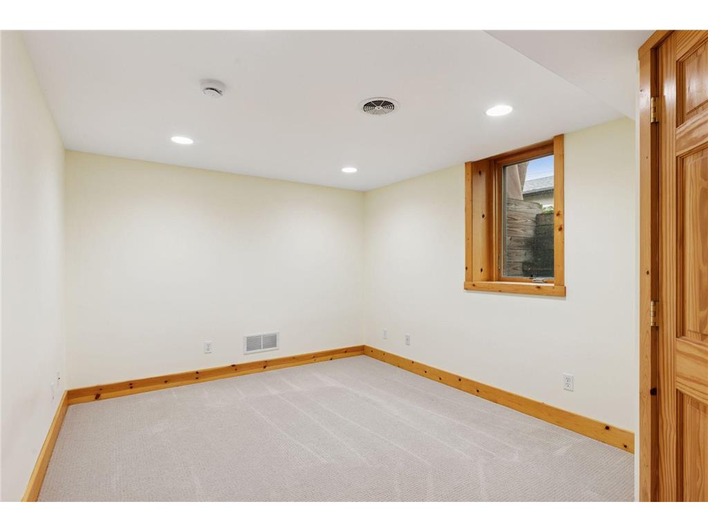 1846 Saunders Avenue Saint Paul MN 55116 7042056 image43