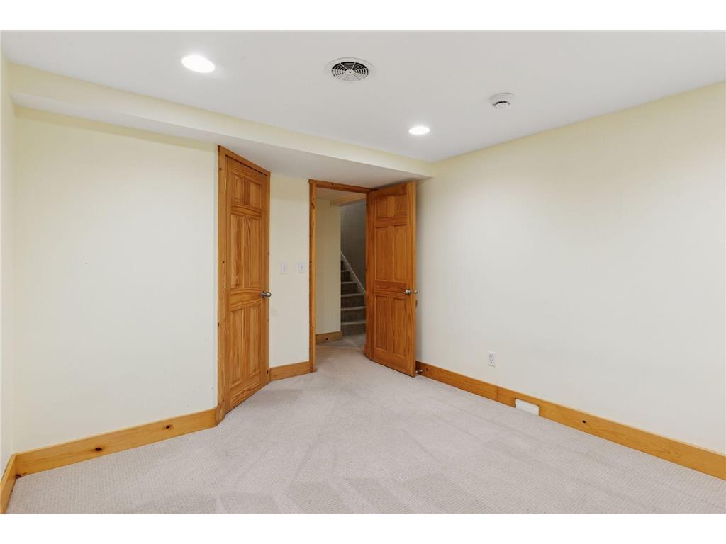 1846 Saunders Avenue Saint Paul MN 55116 7042056 image44