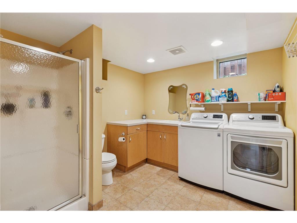 1846 Saunders Avenue Saint Paul MN 55116 7042056 image45