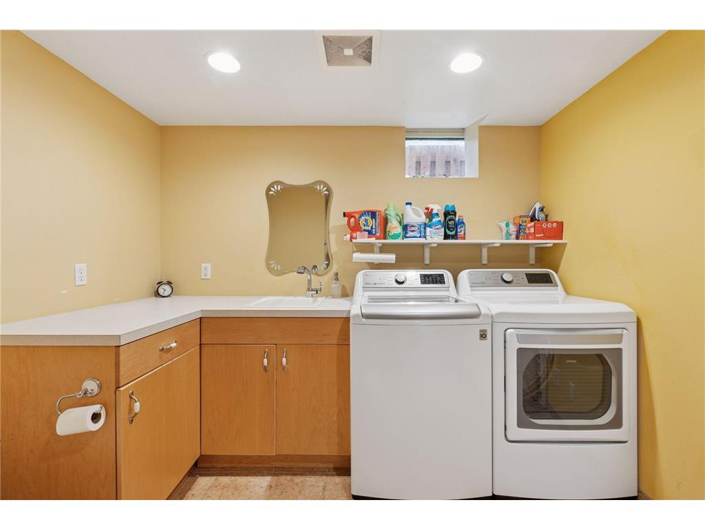 1846 Saunders Avenue Saint Paul MN 55116 7042056 image46