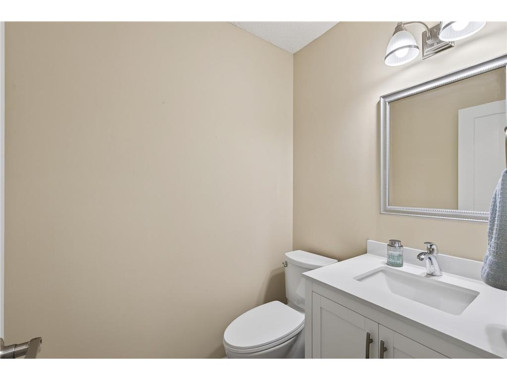 1846 Southpointe Terrace Eagan MN 55122 7059415 image10