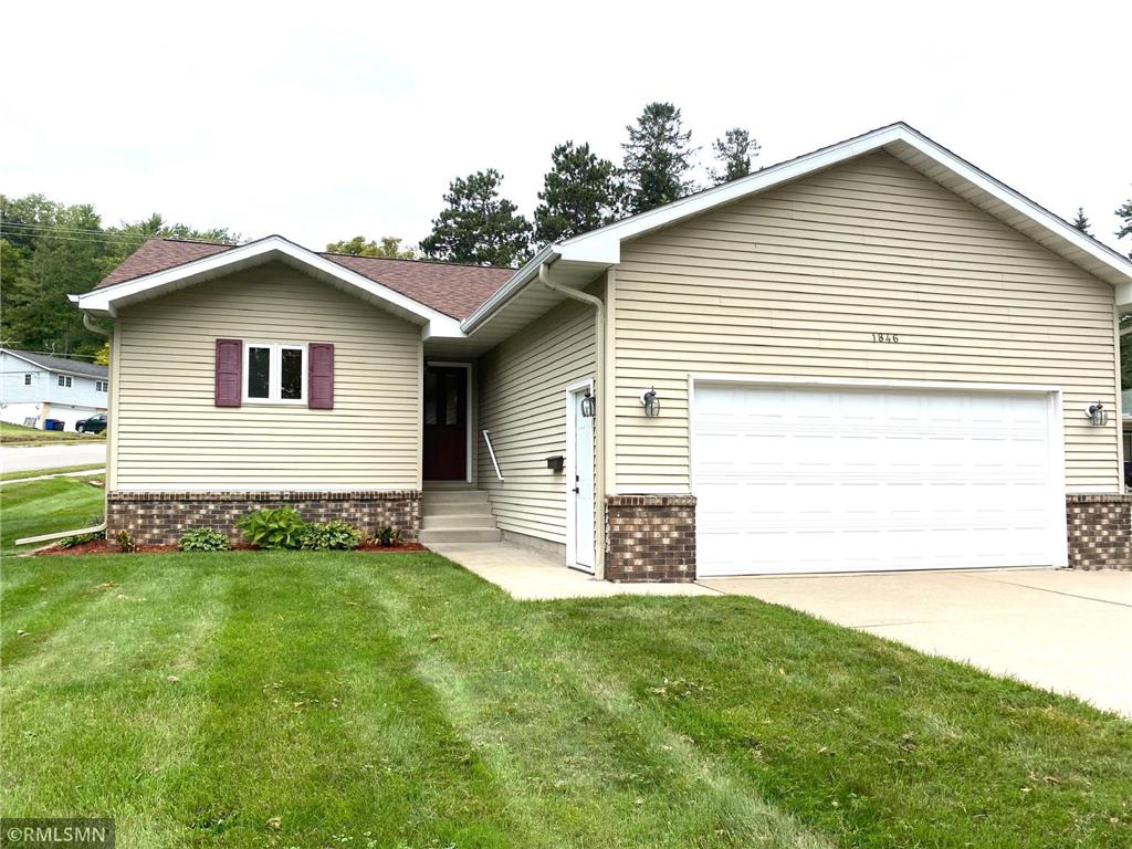1846 Twin Bluff Road Red Wing MN 55066 6784779 image1