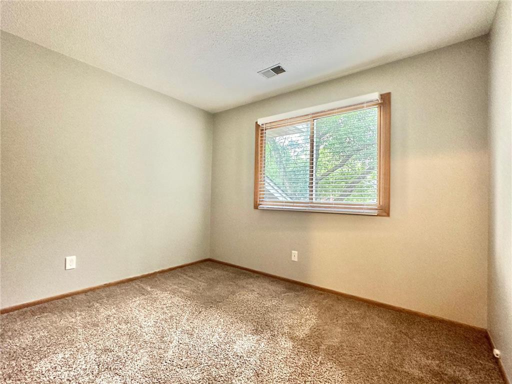 18462 Creeks Bend Drive #14 Minnetonka MN 55345 - Purgatory Creek 7110689 image19