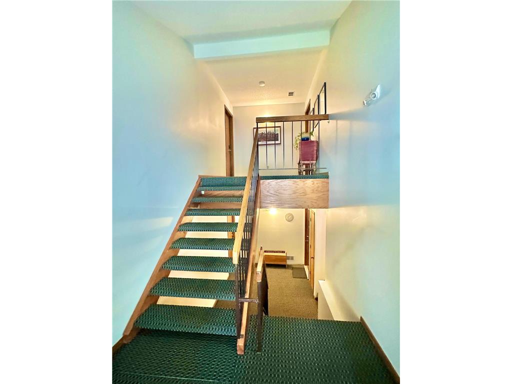 18462 Creeks Bend Drive #14 Minnetonka MN 55345 - Purgatory Creek 7110689 image3