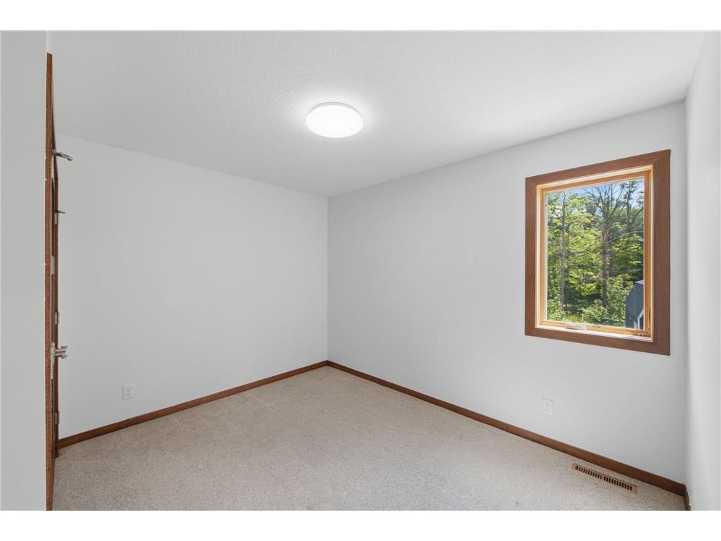 18465 N Lake Lane Pine City MN 55063 - Cross 7101656 image24