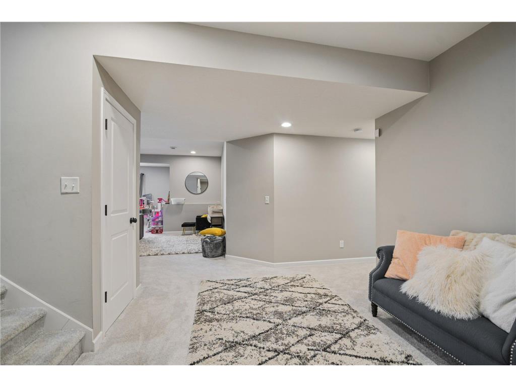 18468 70th Avenue N Maple Grove MN 55311 7043376 image32