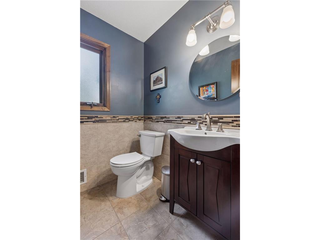 1847 Faro Lane Mendota Heights MN 55118 7059597 image35