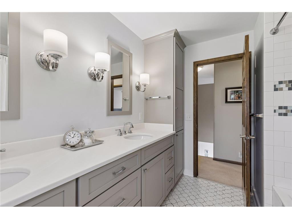1847 Faro Lane Mendota Heights MN 55118 7059597 image56