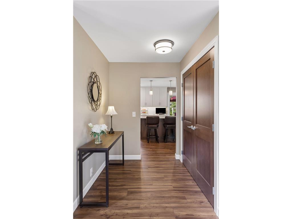 1847 Faro Lane Mendota Heights MN 55118 7059597 image7