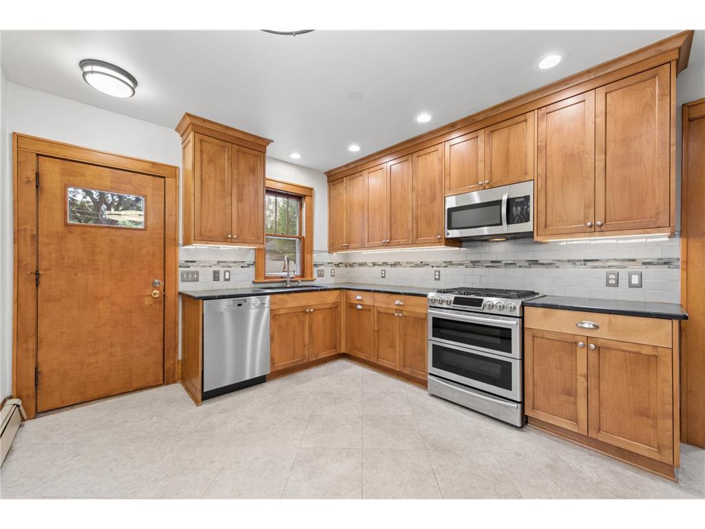 1847 Sargent Avenue Saint Paul MN 55105 7031884 image21