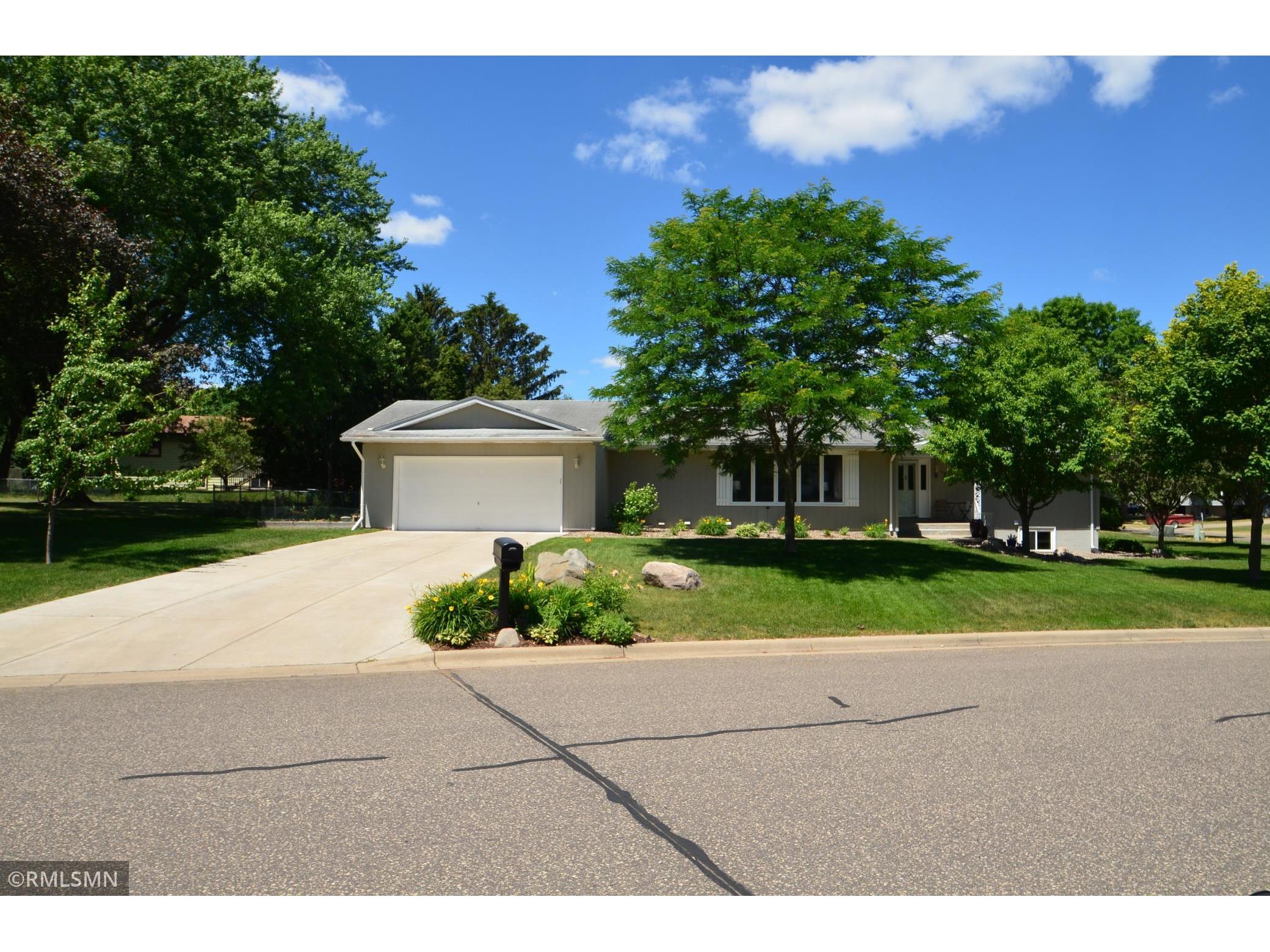 1848 Evergreen Draw, Woodbury, MN, 55125 MLS 6012057 Edina Realty