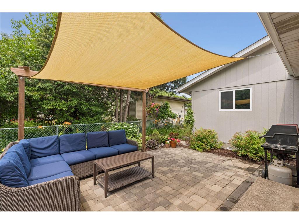 1848 Evergreen Draw Woodbury MN 55125 7103499 image25
