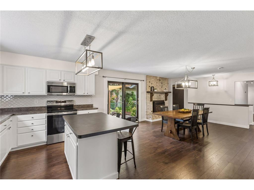 1848 Evergreen Draw Woodbury MN 55125 7103499 image6