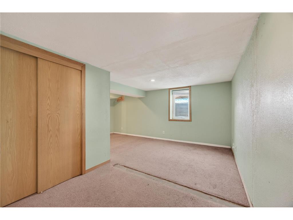 1848 Montana Avenue E Saint Paul MN 55119 7067773 image22