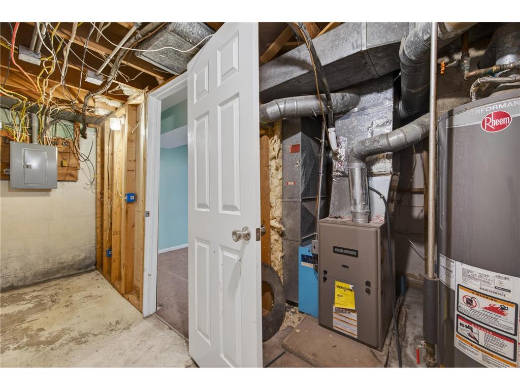 1848 Montana Avenue E Saint Paul MN 55119 7067773 image24