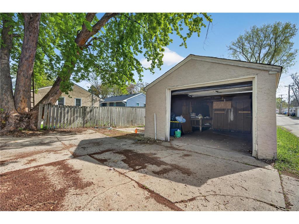 1848 Montana Avenue E Saint Paul MN 55119 7067773 image27