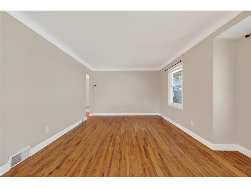 1848 Montana Avenue E Saint Paul MN 55119 7067773 image7