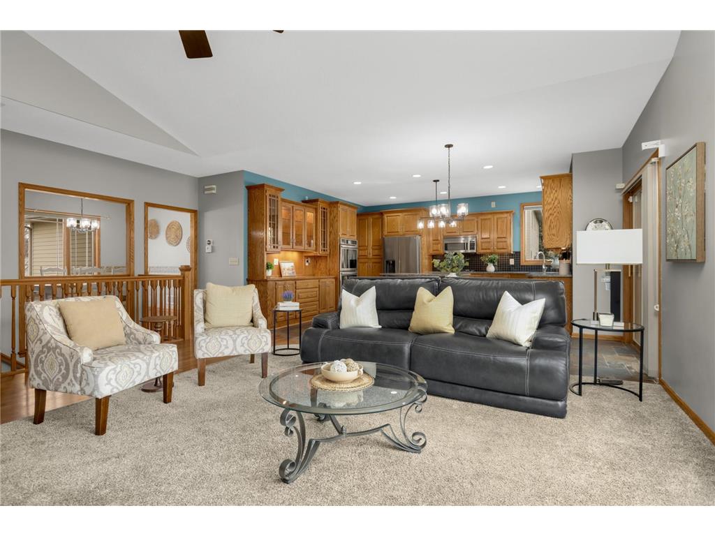 18481 98th Place N Maple Grove MN 55311 7035888 image4