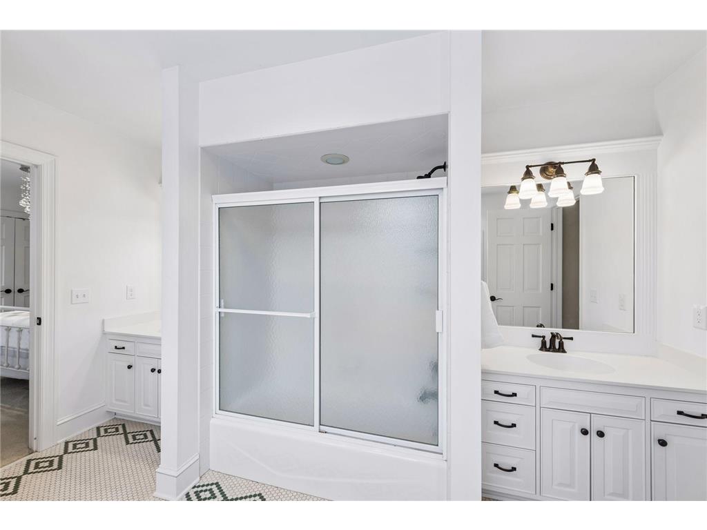 18482 Bearpath Trail Eden Prairie MN 55347 - Riley 7076049 image45