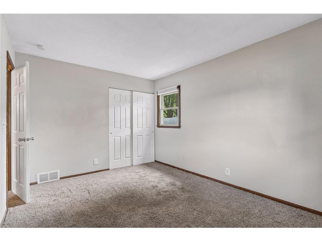 1849 Barry Drive Newport MN 55055 7102220 image11