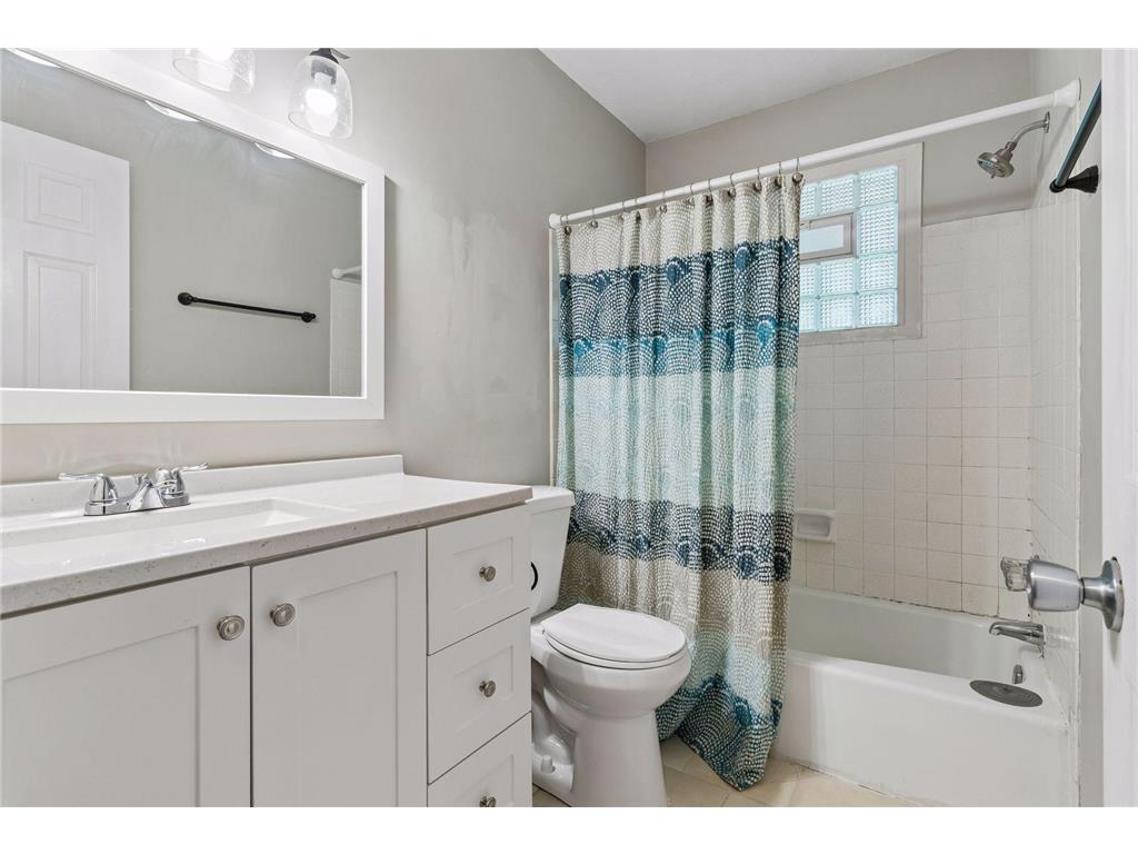 1849 Barry Drive Newport MN 55055 7102220 image16