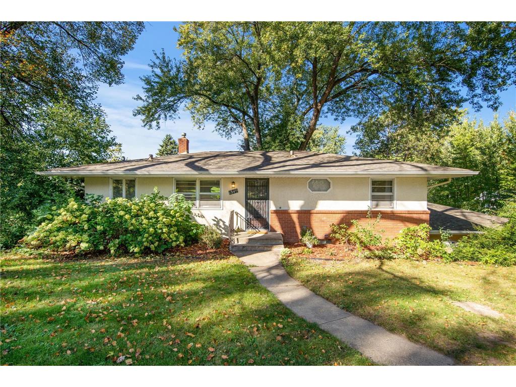 1849 Kennard Street Maplewood MN 55109 6800263 image1