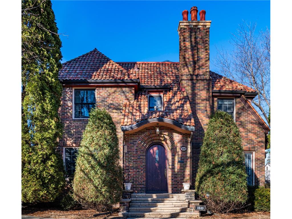 1849 Pinehurst Avenue Saint Paul MN 55116 6638930 image1