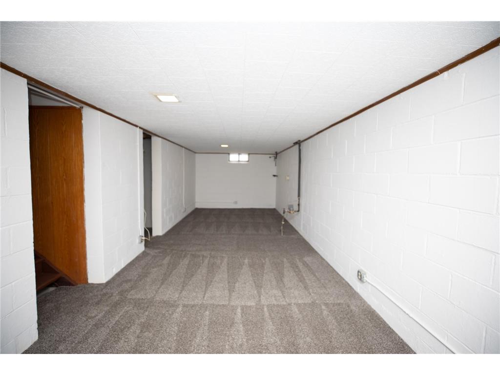 185 49th Avenue NE Fridley MN 55421 7066475 image20