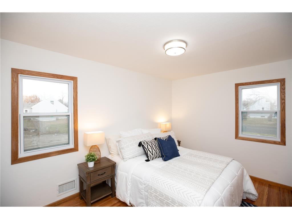 185 49th Avenue NE Fridley MN 55421 7066475 image9