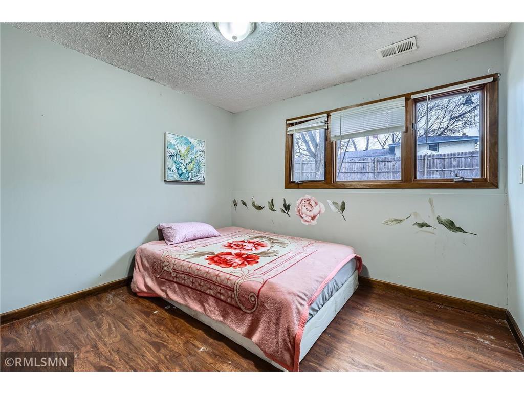 185 Craigbrook Way NE Fridley MN 55432 6650210 image8