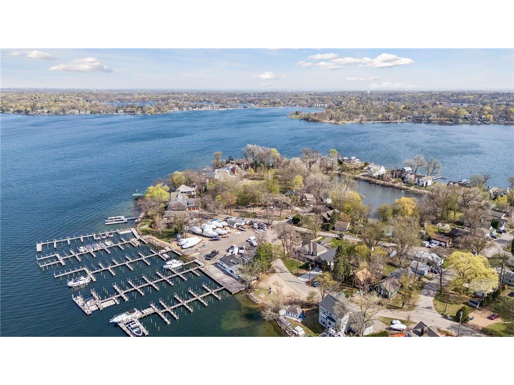 185 Lakeview Avenue Tonka Bay MN 55331 7037391 image8