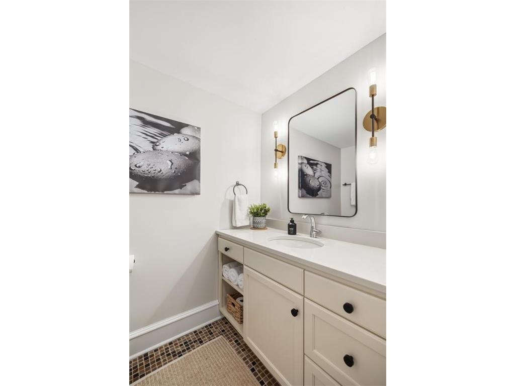 185 W Lake Street Excelsior MN 55331 - Lake Minnetonka 7012272 image51