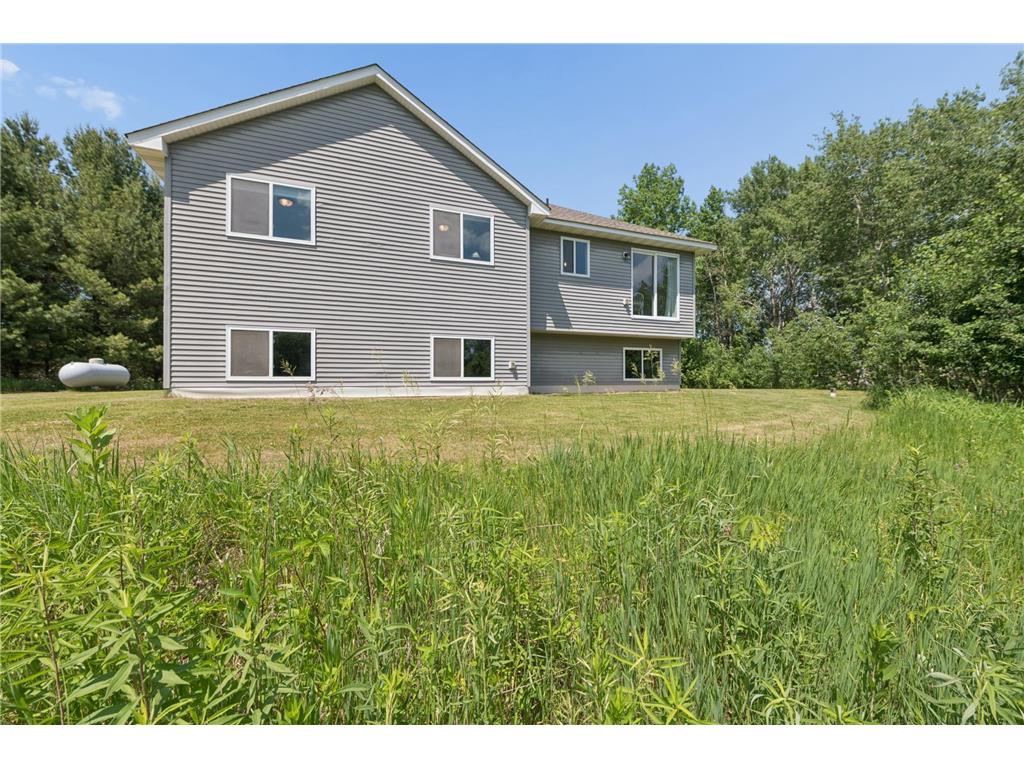 1850 357th Avenue NE Cambridge MN 55008 7085044 image6