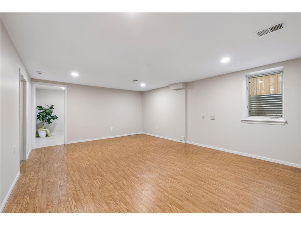 1850 Bayard Avenue Saint Paul MN 55116 7069165 image31