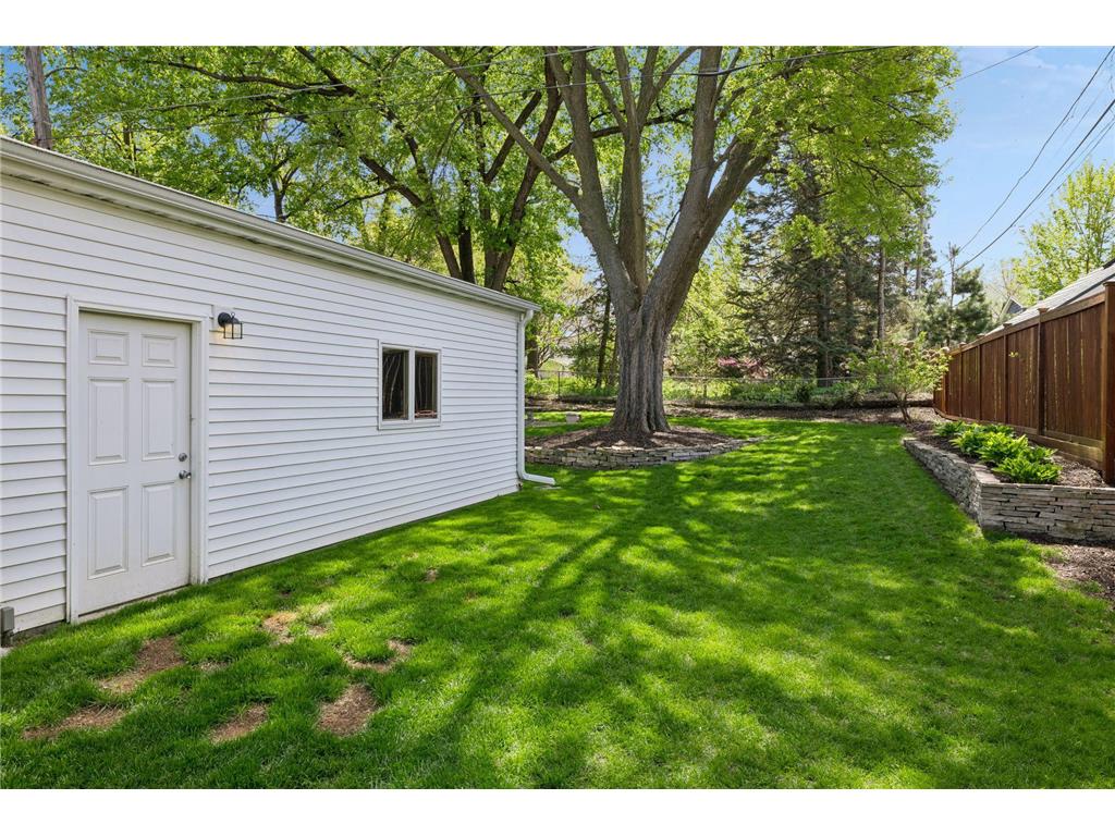 1850 Bayard Avenue Saint Paul MN 55116 7069165 image41