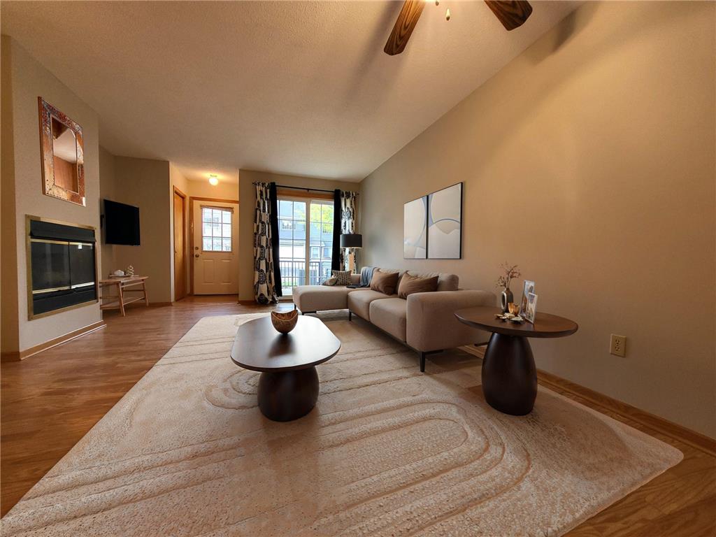 1850 Donegal Drive #4 Woodbury MN 55125 7056826 image1