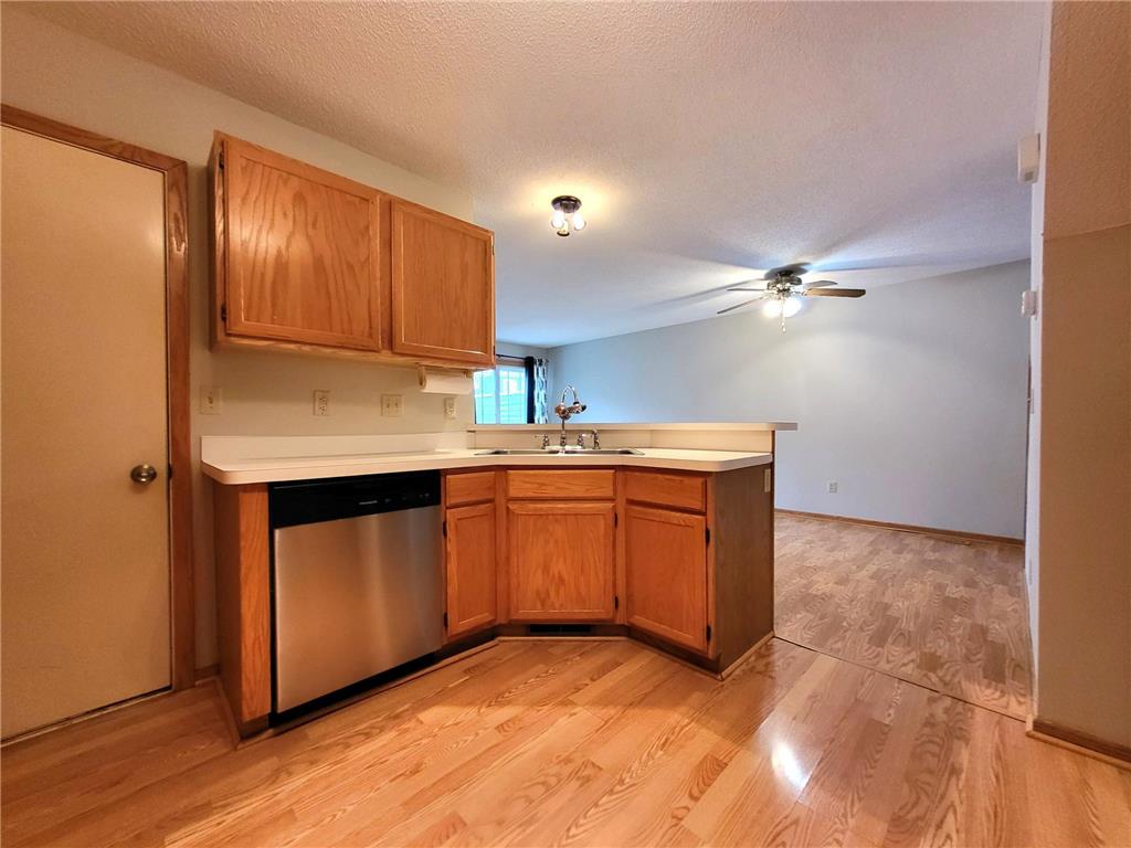 1850 Donegal Drive #4 Woodbury MN 55125 7056826 image5