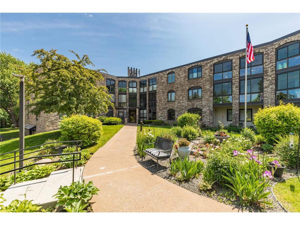 1850 Eagle Ridge Drive E207, Mendota Heights, MN, 55118 MLS 6379329