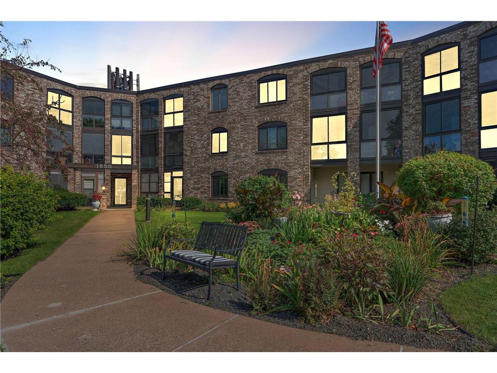 1850 Eagle Ridge Drive #E304 Mendota Heights MN 55118 6569544 image1