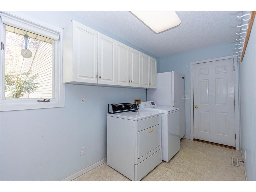 1850 Petes Point Lane SW Alexandria MN 56308 - Lobster Lake 7073206 image9