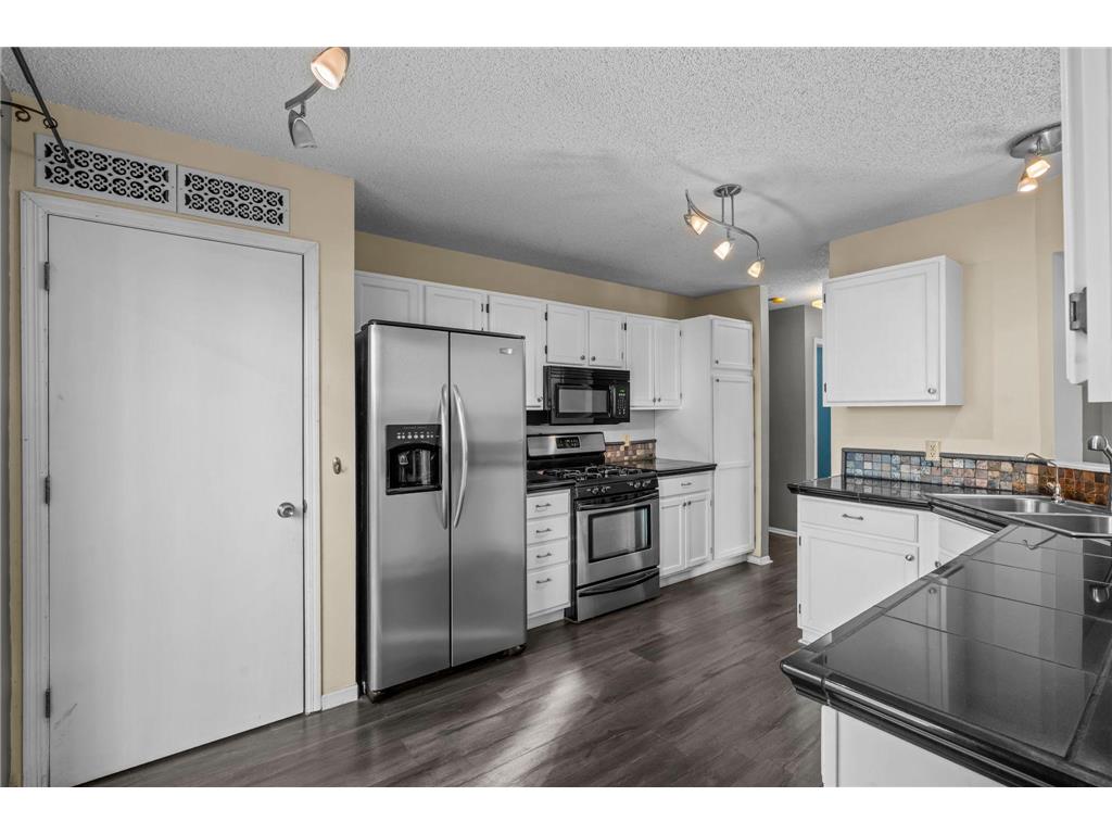 18502 Apple Tree Court Minnetonka MN 55345 7069433 image11