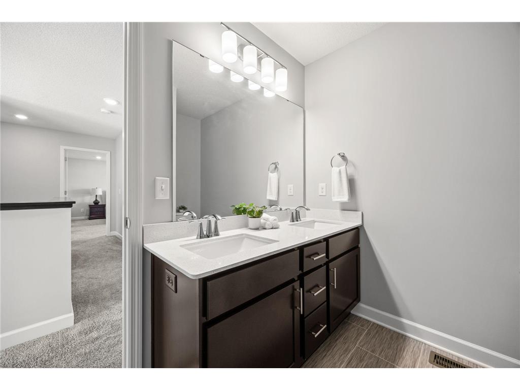 18504 70th Avenue N Maple Grove MN 55311 7040249 image36