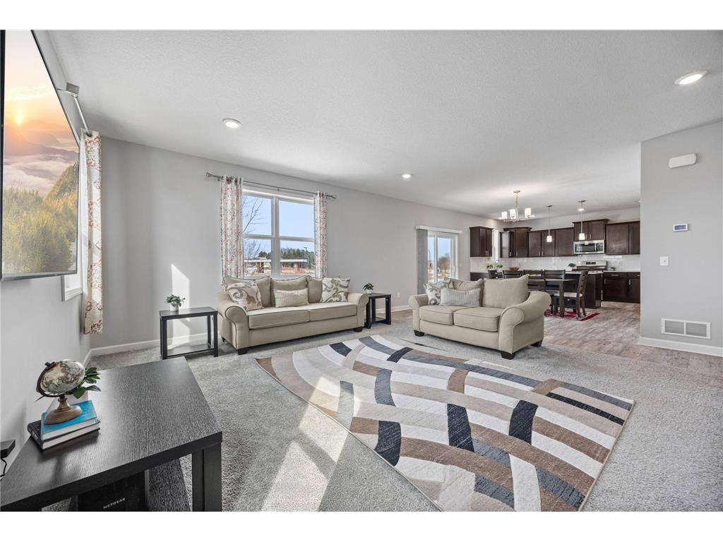 18504 70th Avenue N Maple Grove MN 55311 7040249 image6