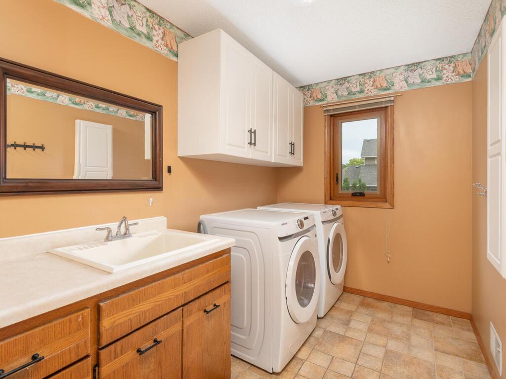 18511 Maple Leaf Drive Eden Prairie MN 55346 7094212 image37