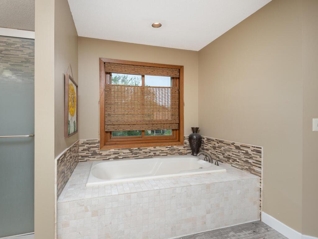 18511 Maple Leaf Drive Eden Prairie MN 55346 7094212 image44