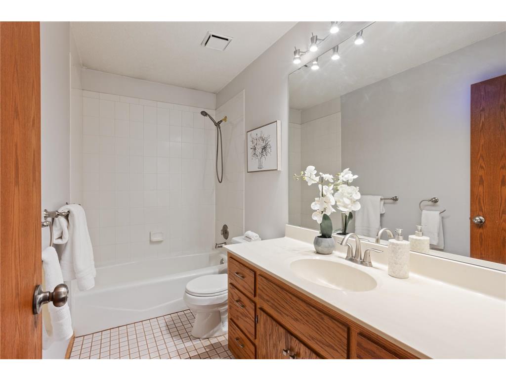 18525 Cty Road 24 Plymouth MN 55447 6797105 image14