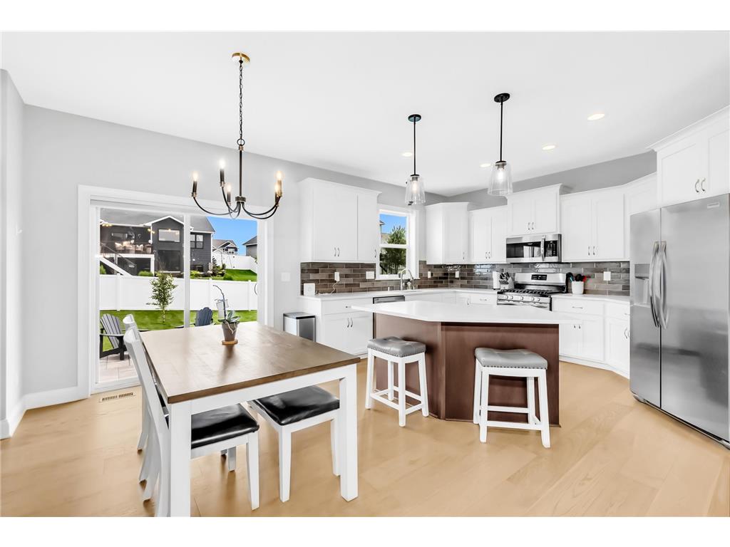 18528 Hexham Lane, Lakeville, MN, 55044 | MLS: 6775507 | Edina Realty