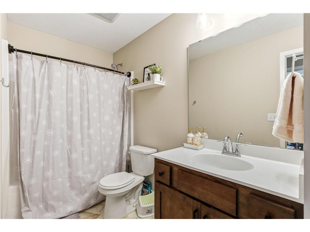 18532 Salem Street NW Elk River MN 55330 7089172 image14